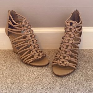 Express Wedges